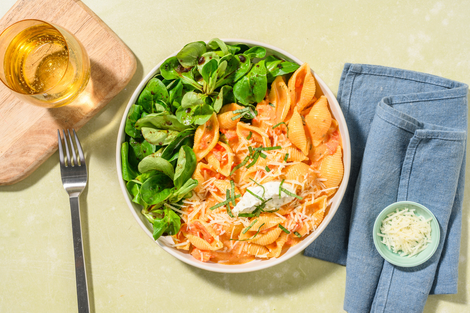 Nos fameuses conchiglie au pesto rosso