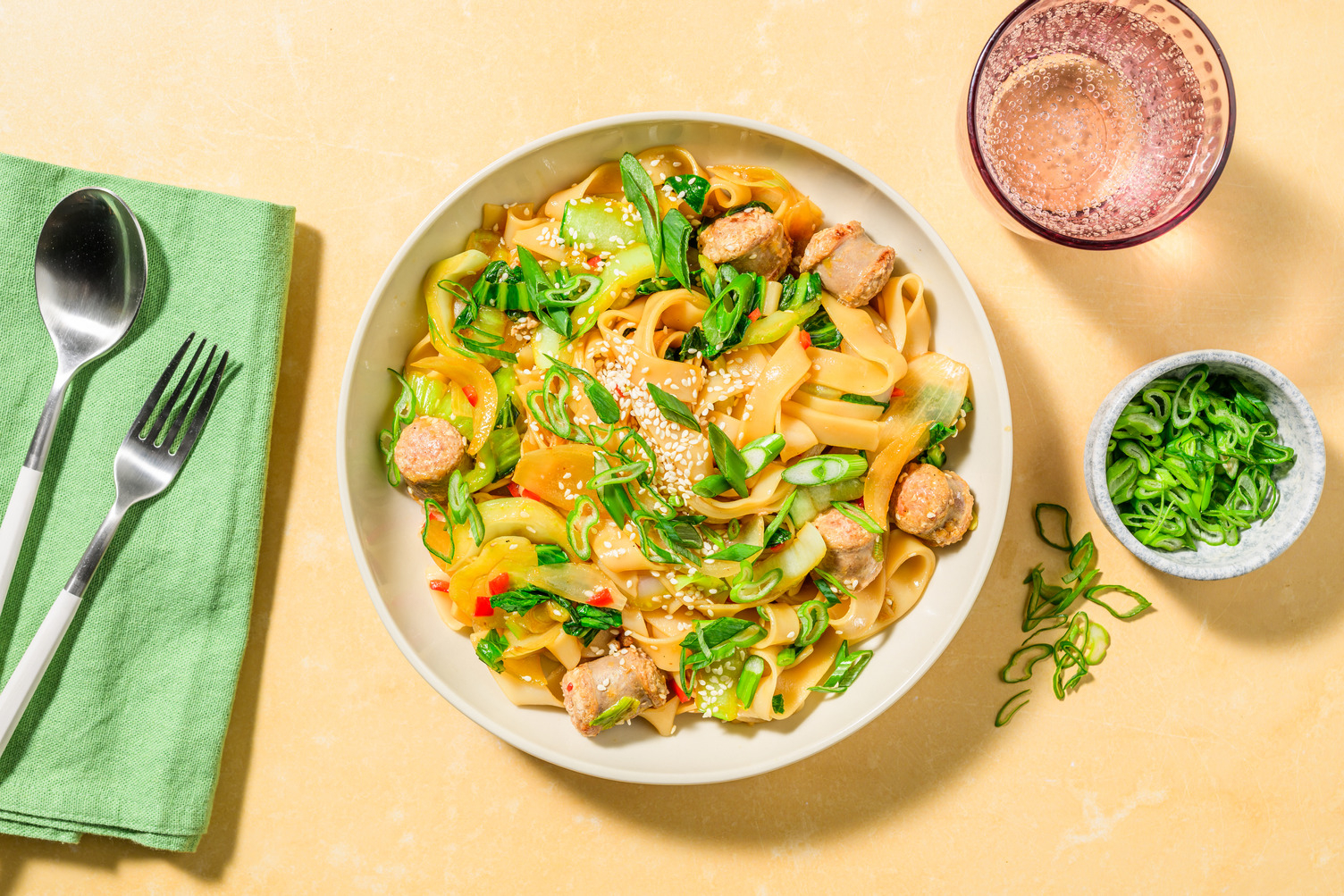 Saucisse & pak choï sautés à la coréenne