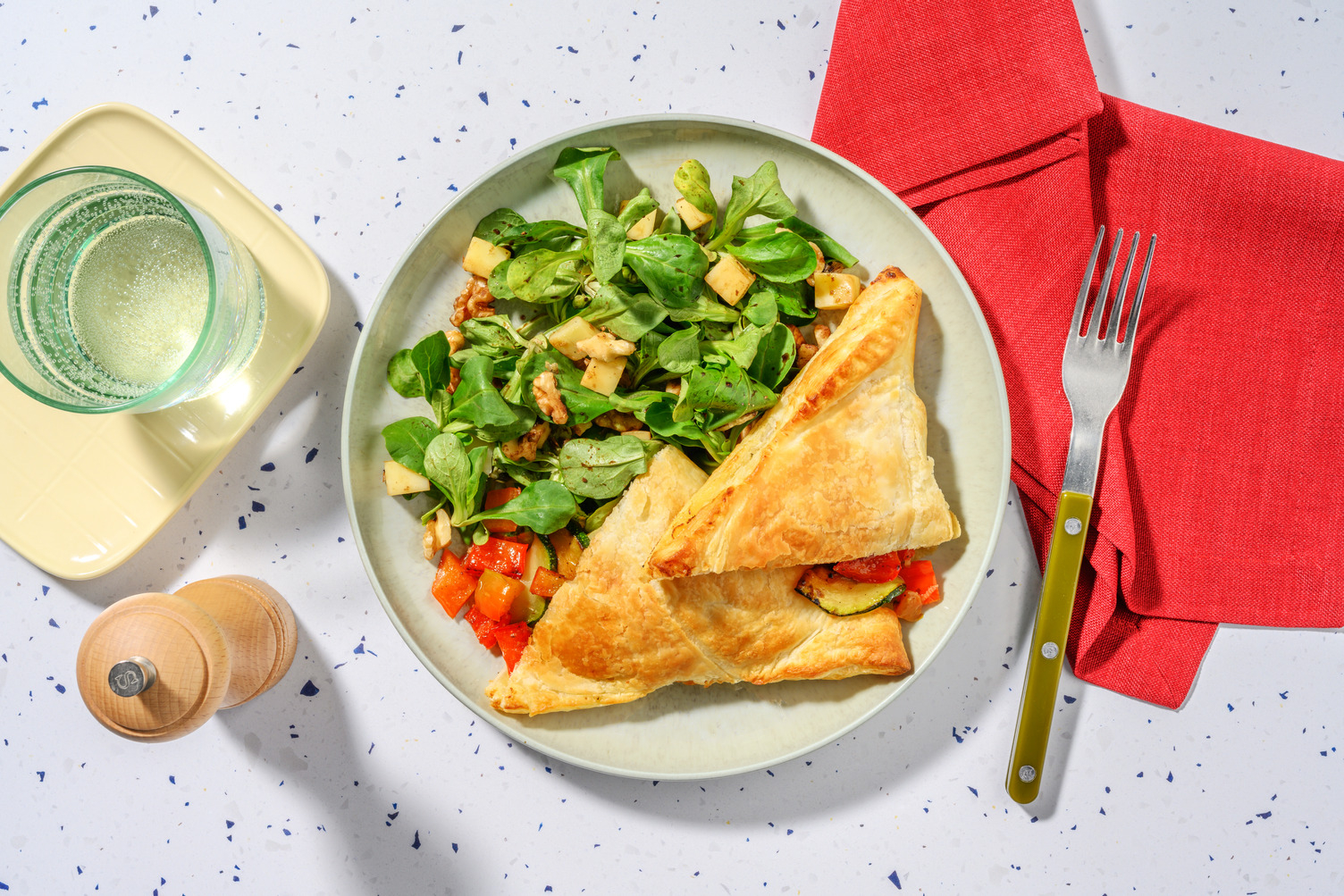 Chaussons d'été au cantal AOP & poivrons
