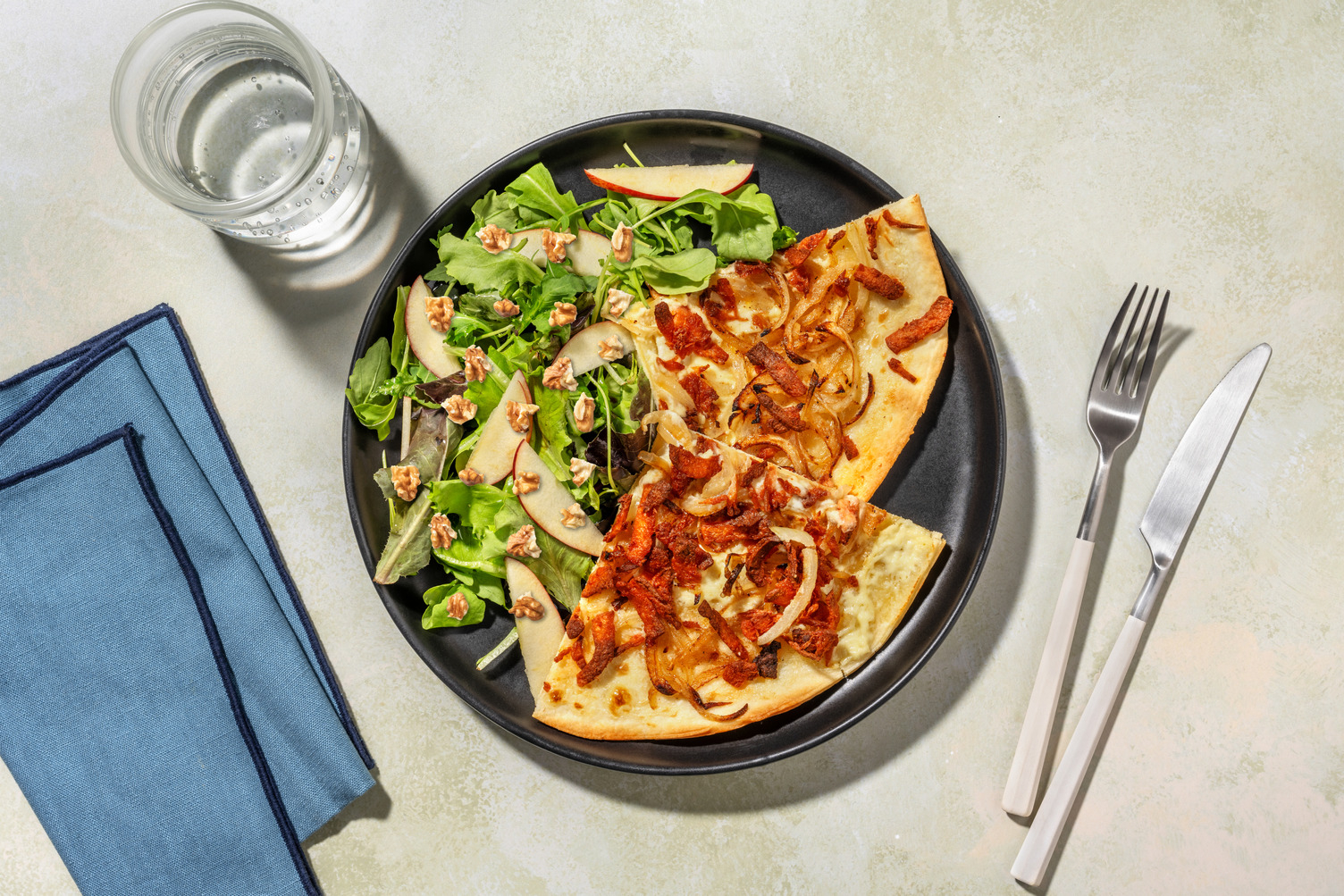 La Végé : Flammekueche oignons & lardons veggie