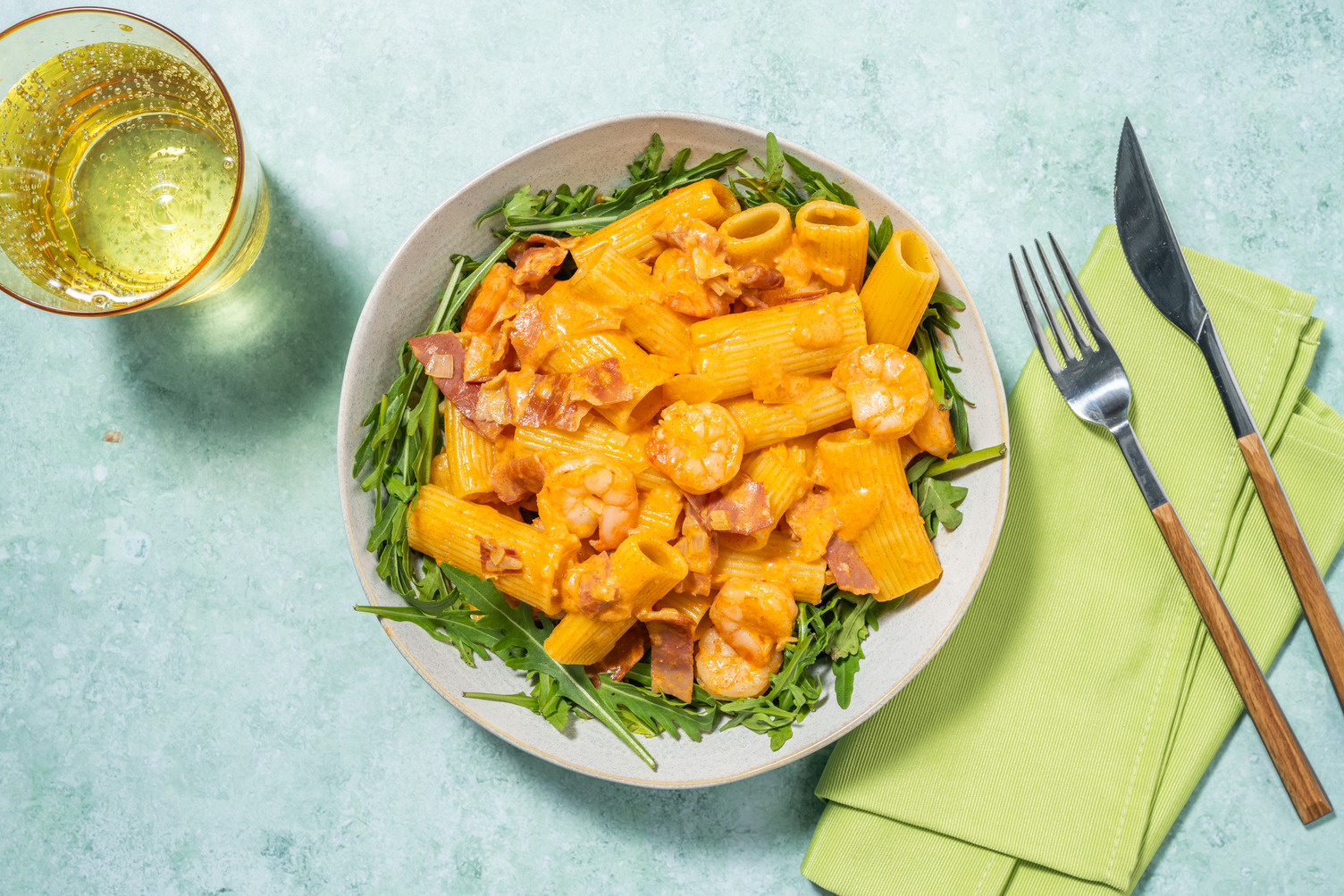 Fusilli terre-mer : crevettes & jambon