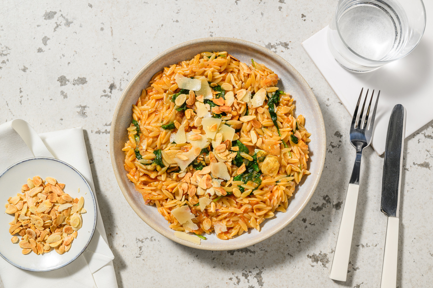 Orzo aux épinards & pesto rosso