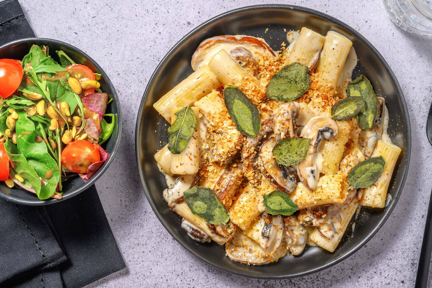 Krämig mac and cheese på portabello