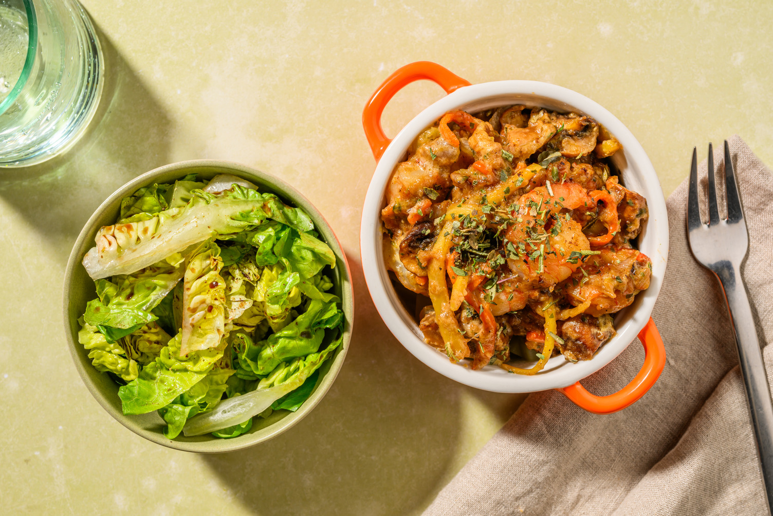 Cassolettes de crevettes & légumes poêlés