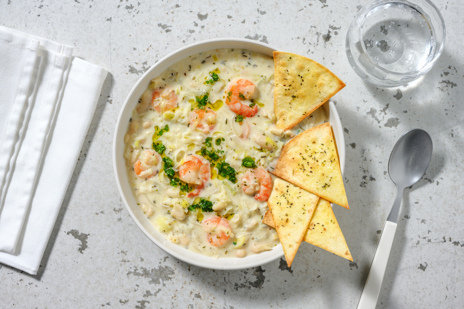 One pot crevettes dorées & haricots blancs