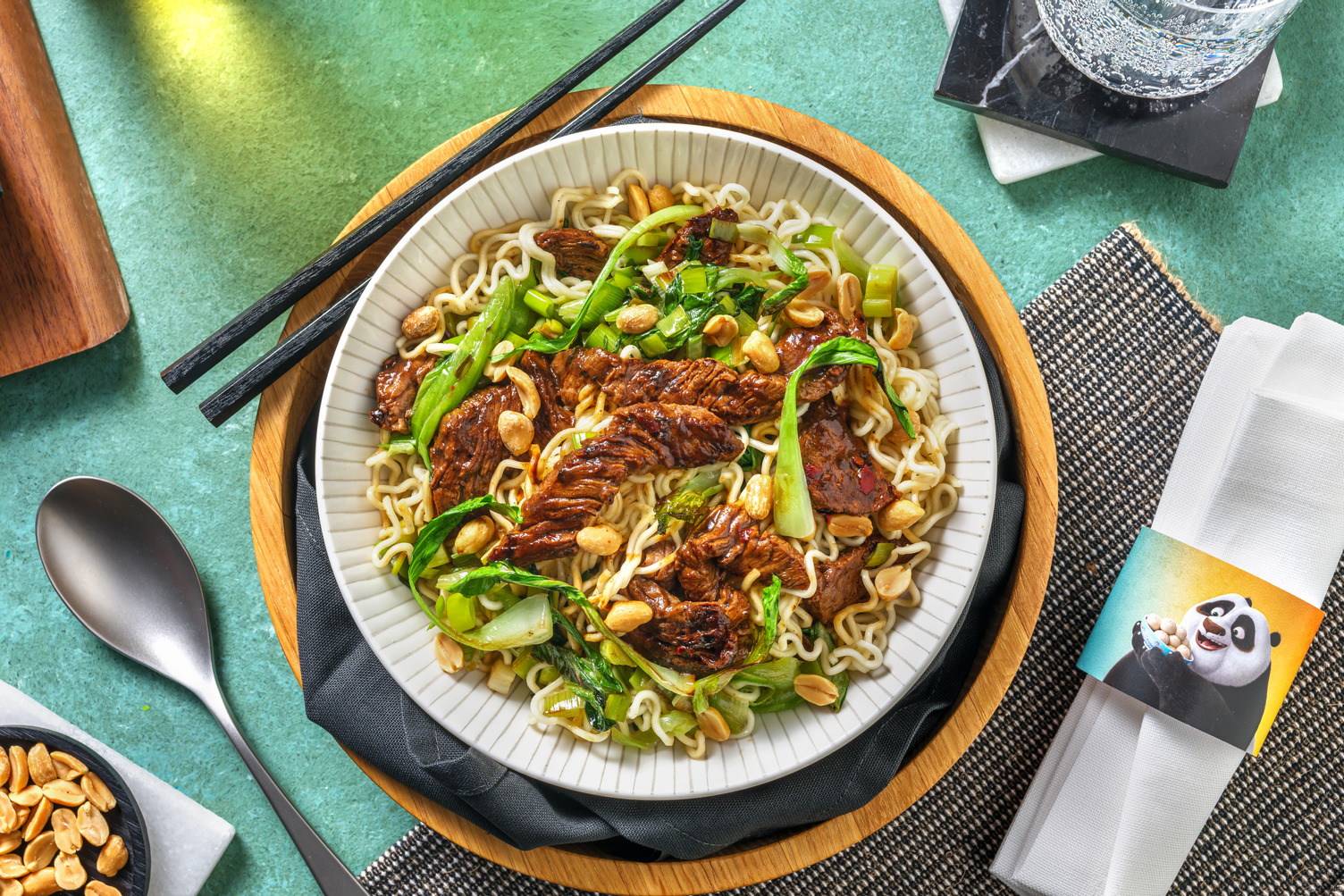 Wok de nouilles & bœuf pour Guerrier Dragon