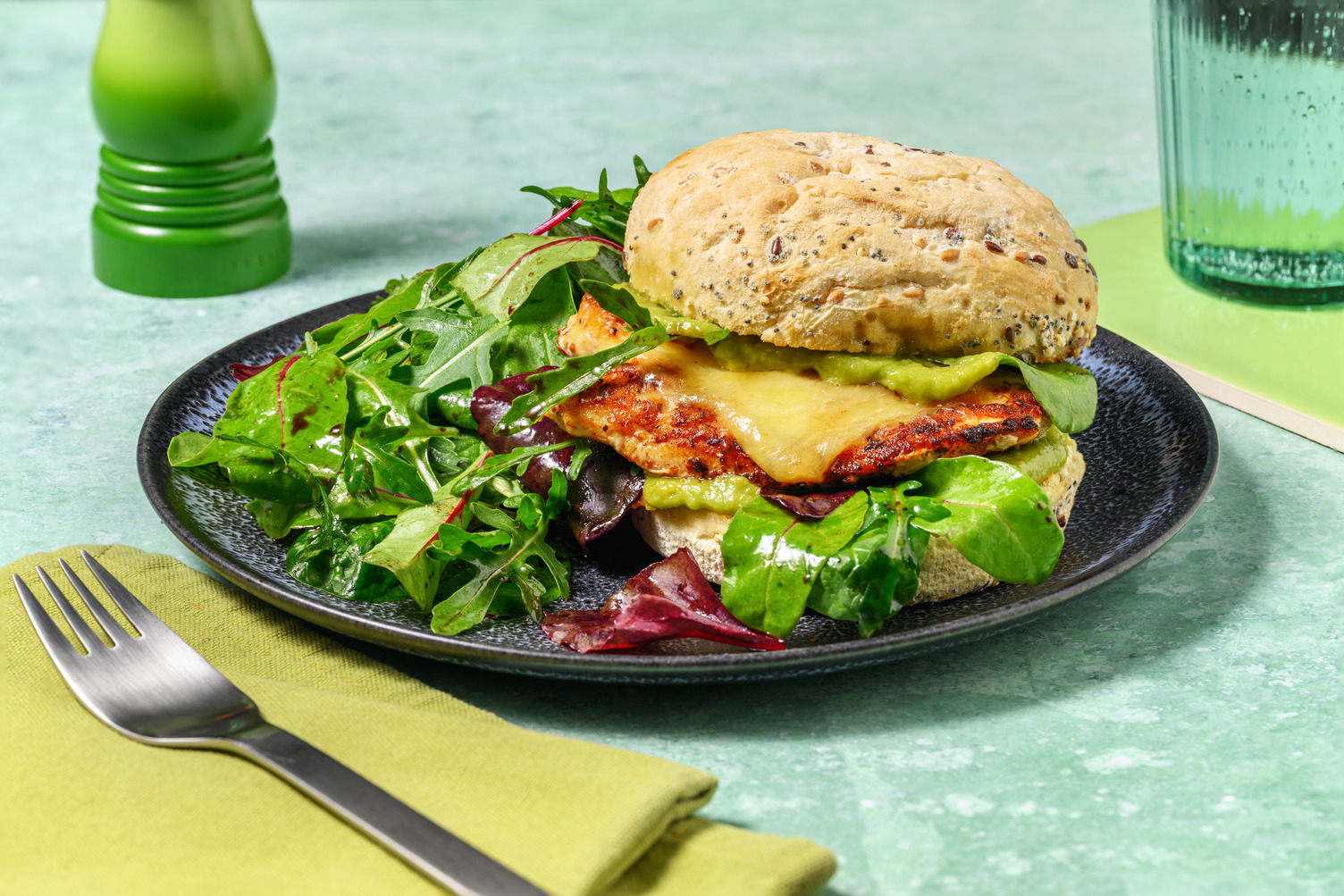 Flash Burger poulet grillé & écrasé d’avocat 