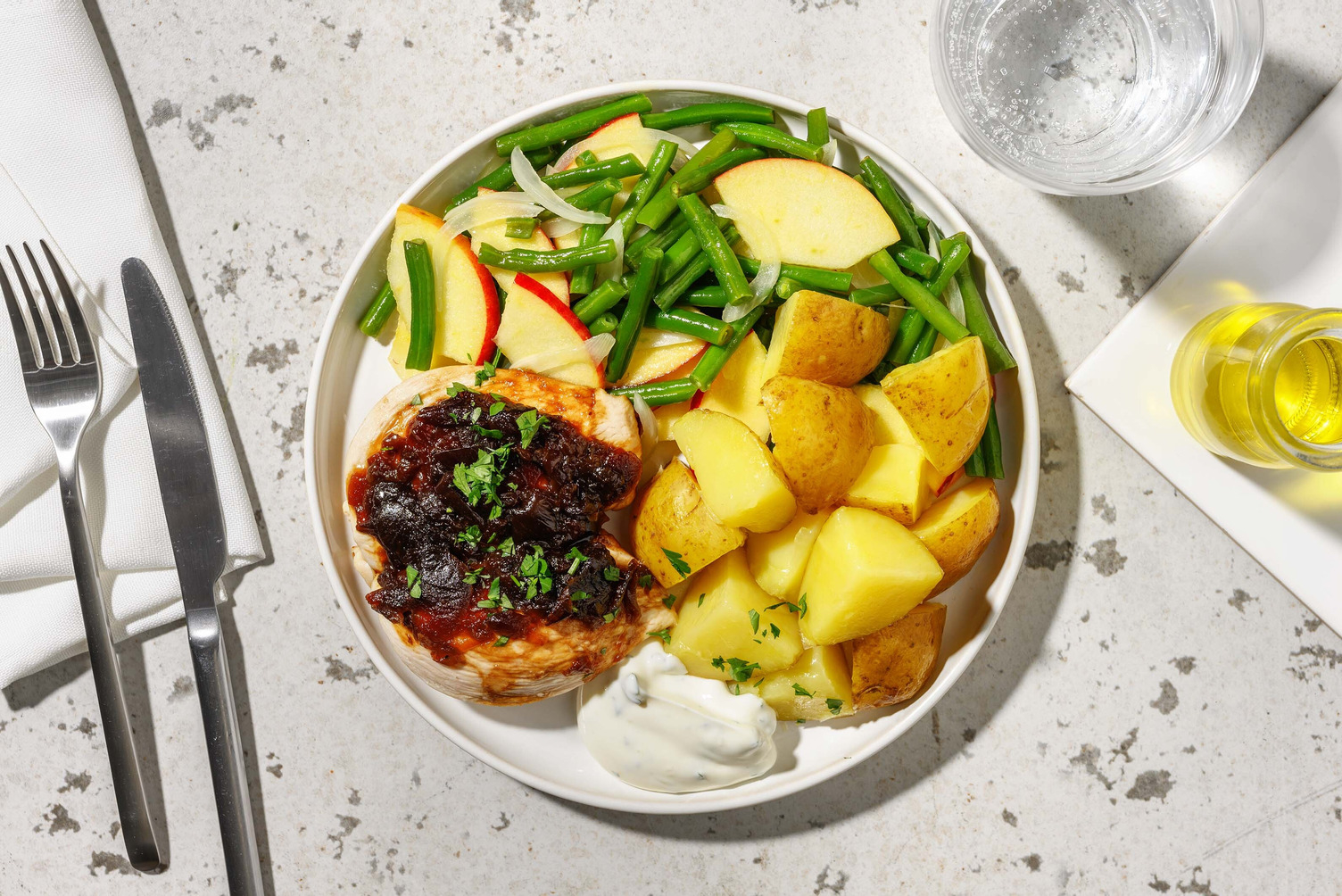 Pouletbrust mit Zwiebel-Chutney-Haube