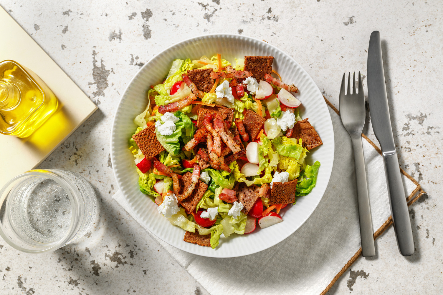 Salade bretonne lardons & chips de galette