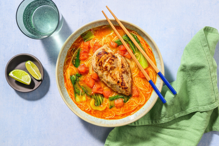 Pikante Hähnchenbrust in Kari Ikan Curry  