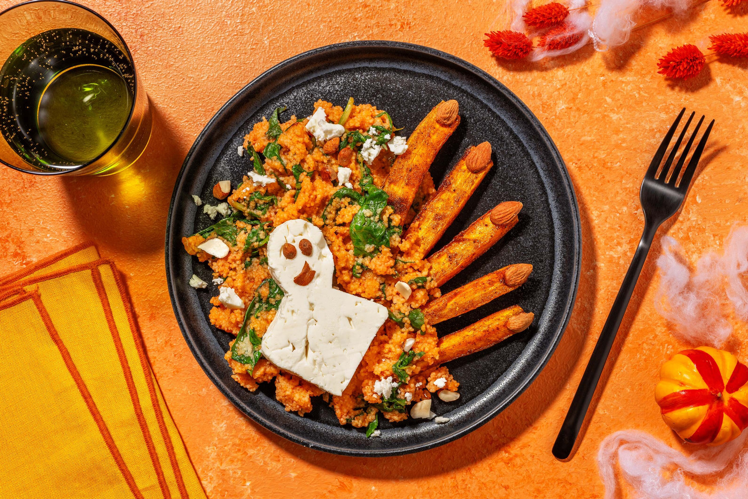 Boulgour garni de carotte glaçante et fantômes de feta