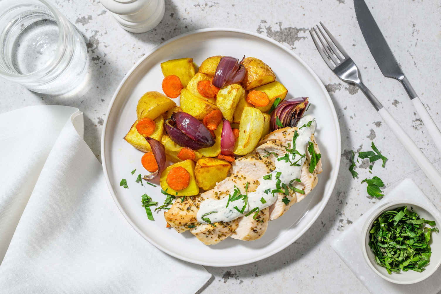 Kipfilet met citroen-kruidendressing