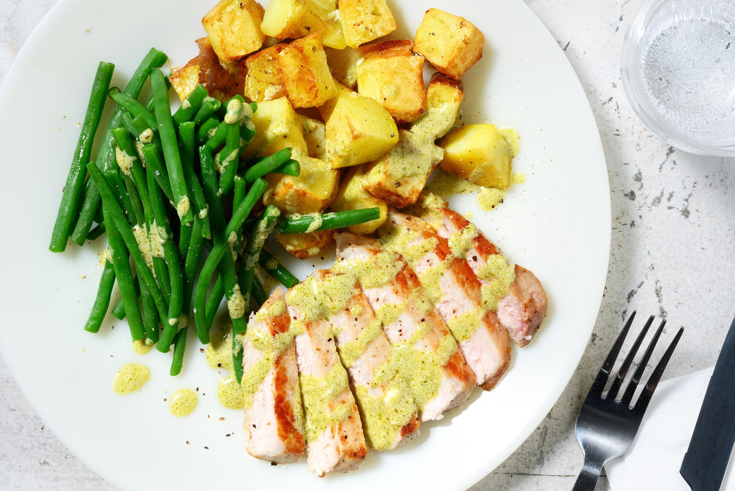 Pan-Fried Chicken Breast in Creamy Pesto Sauce