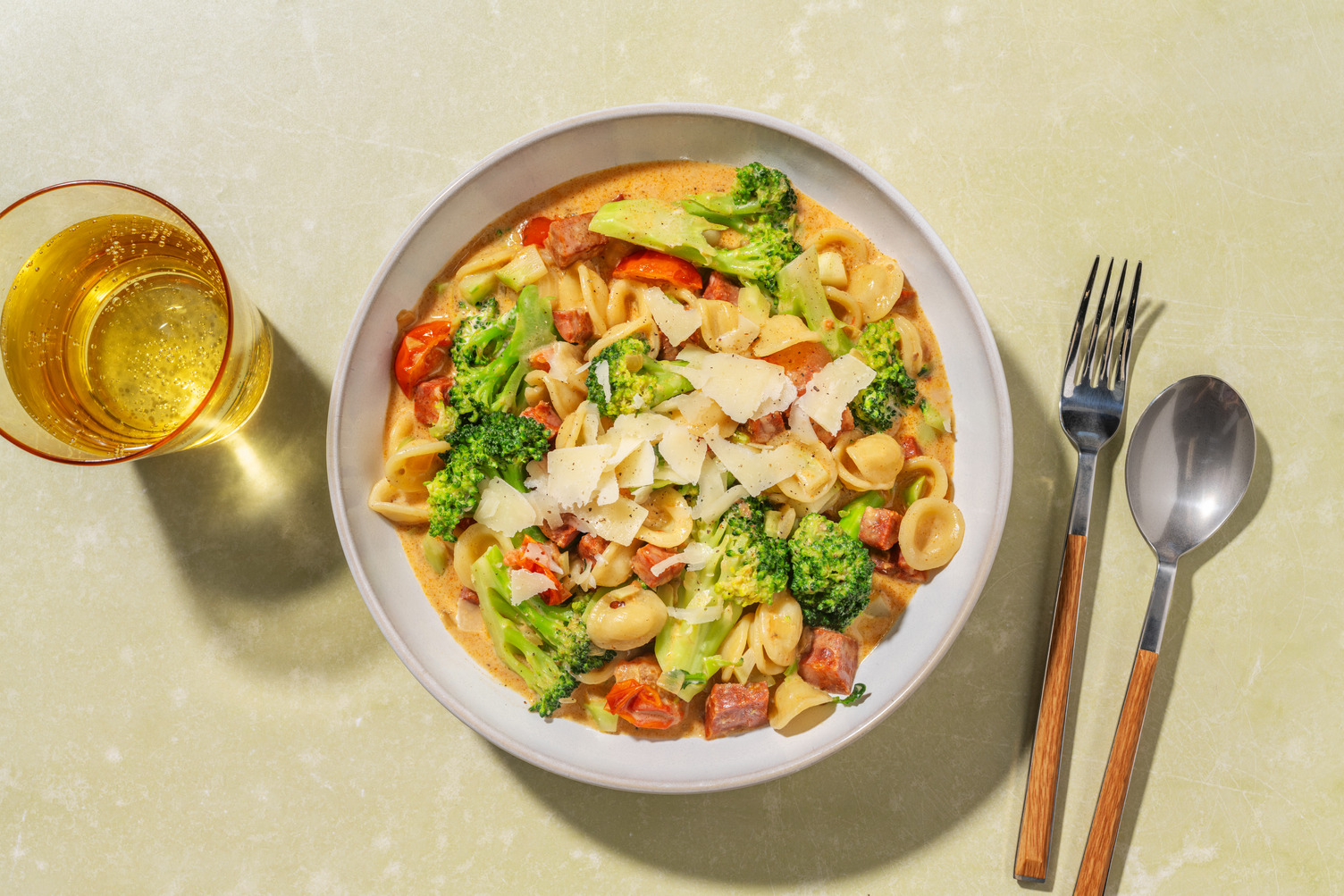 Romige orecchiette met chorizo