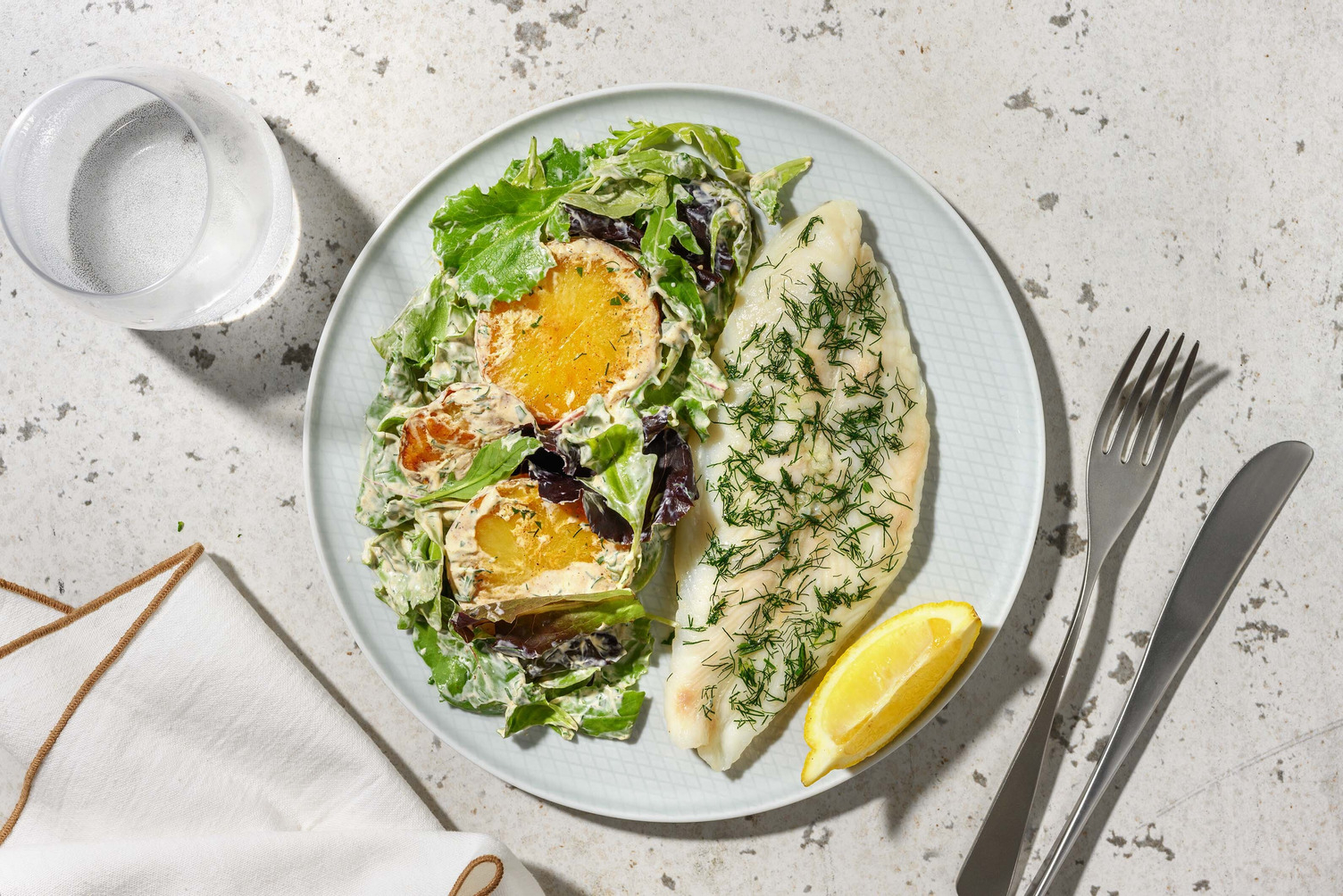 Fischfilet mit Dillmarinade und Zitrone