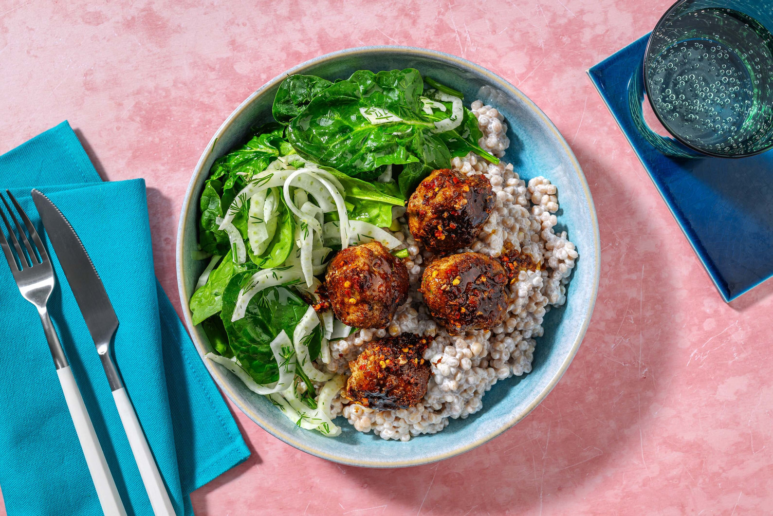 Tyrkiske kødboller i krydret citronsauce