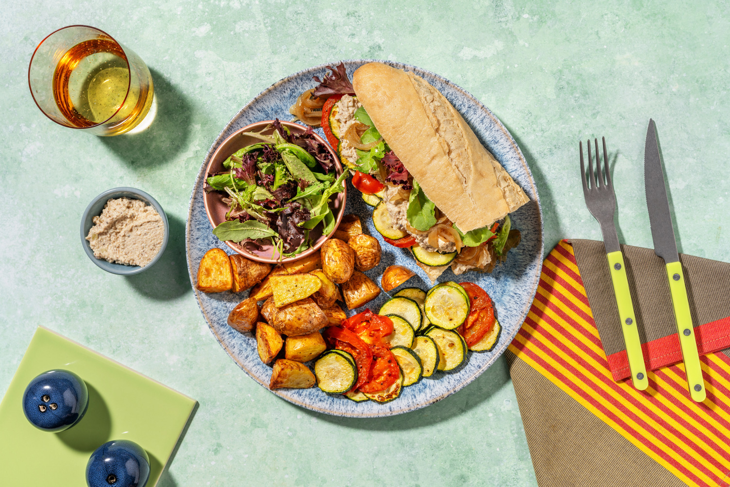 French Sandwich mit Tofu-Zwiebel-Aufstrich