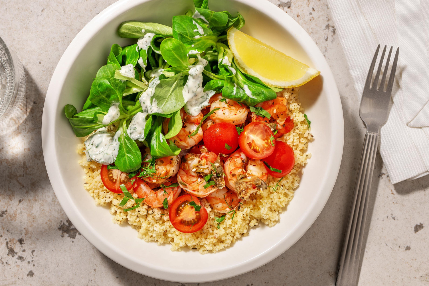 Zaatar-Crevetten mit Kapern auf Couscous