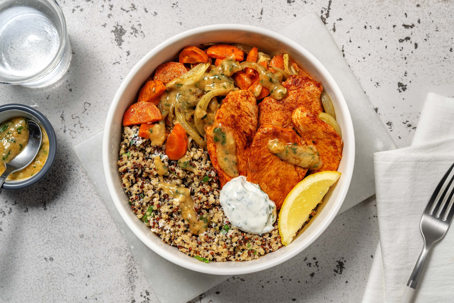 Hähnchen auf Quinoa