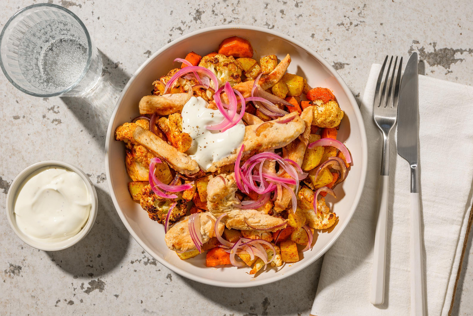 Hähnchen-Shawarma-Teller mit Blumenkohl