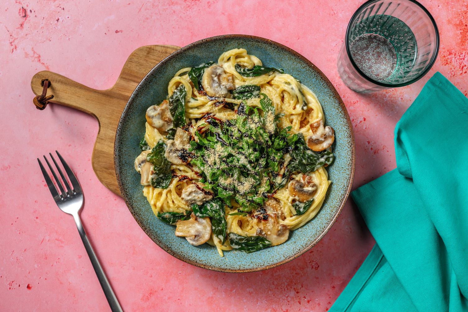 15 Minute Creamy Truffle Chicken and Mushroom Spaghetti