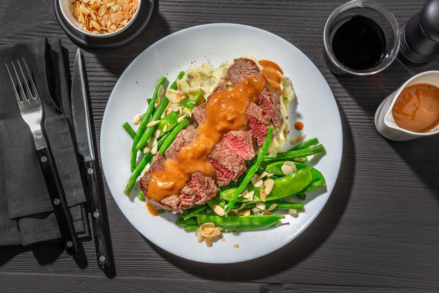 Steak et jus de veau parfumé à la truffe
