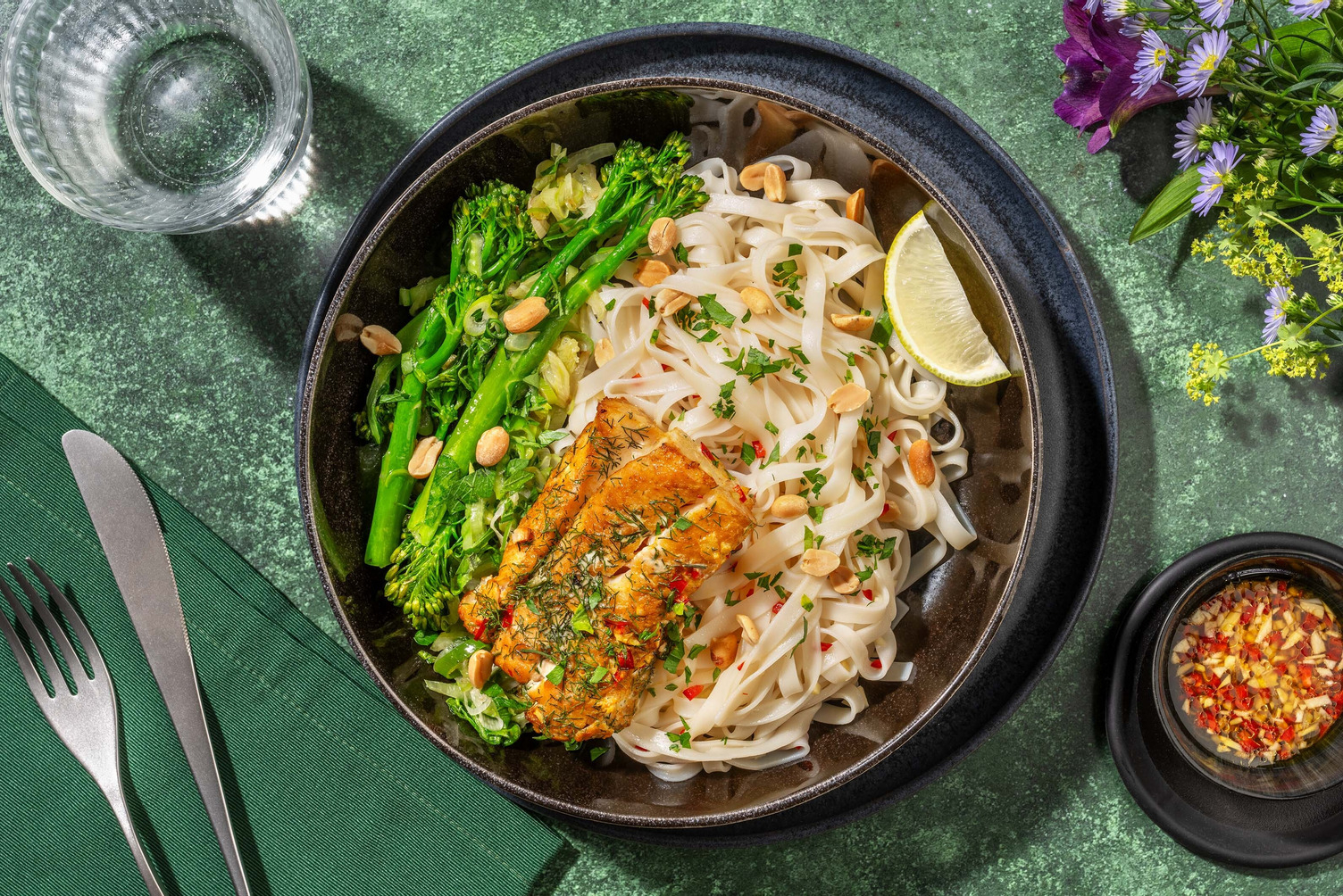 Cha Ca La Vong-stijl kabeljauw met rijstnoedels