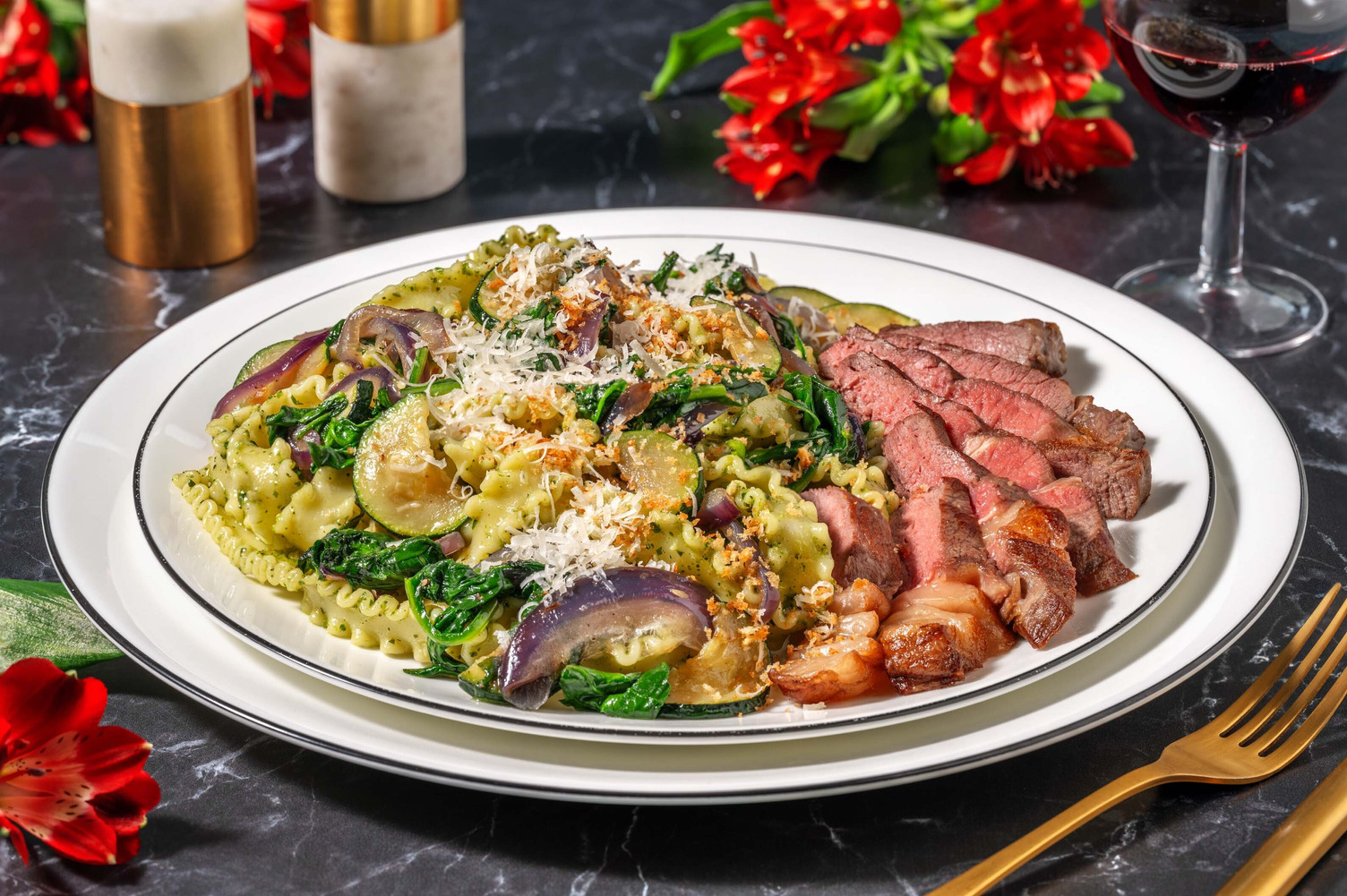 Steak et mafaldine au pesto