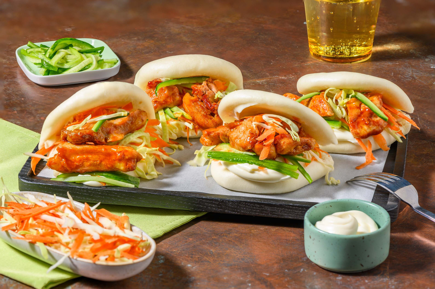 Pains bao au poulet assaisonné façon BBQ