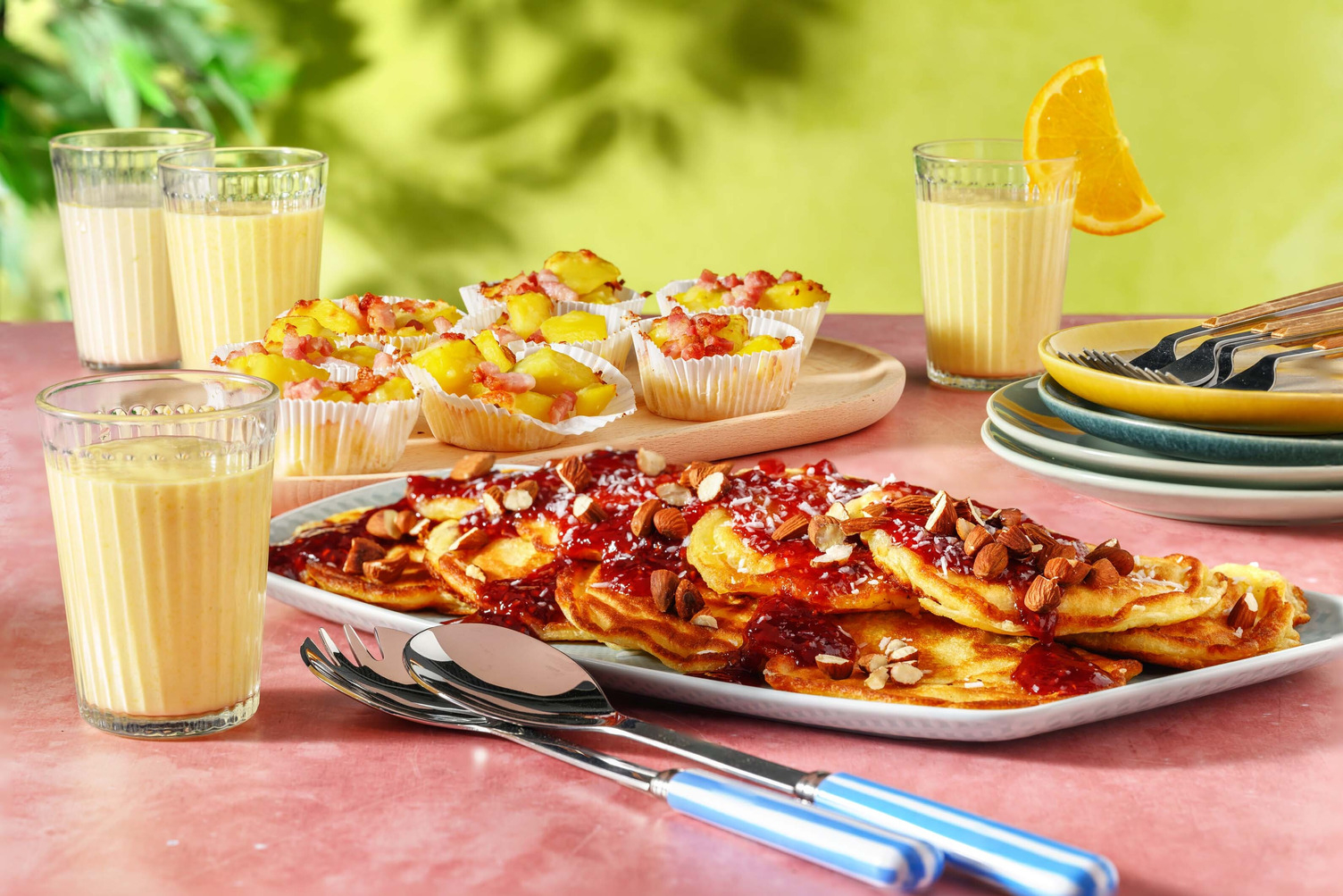 Weekend brunch | with potato cups, pancakes