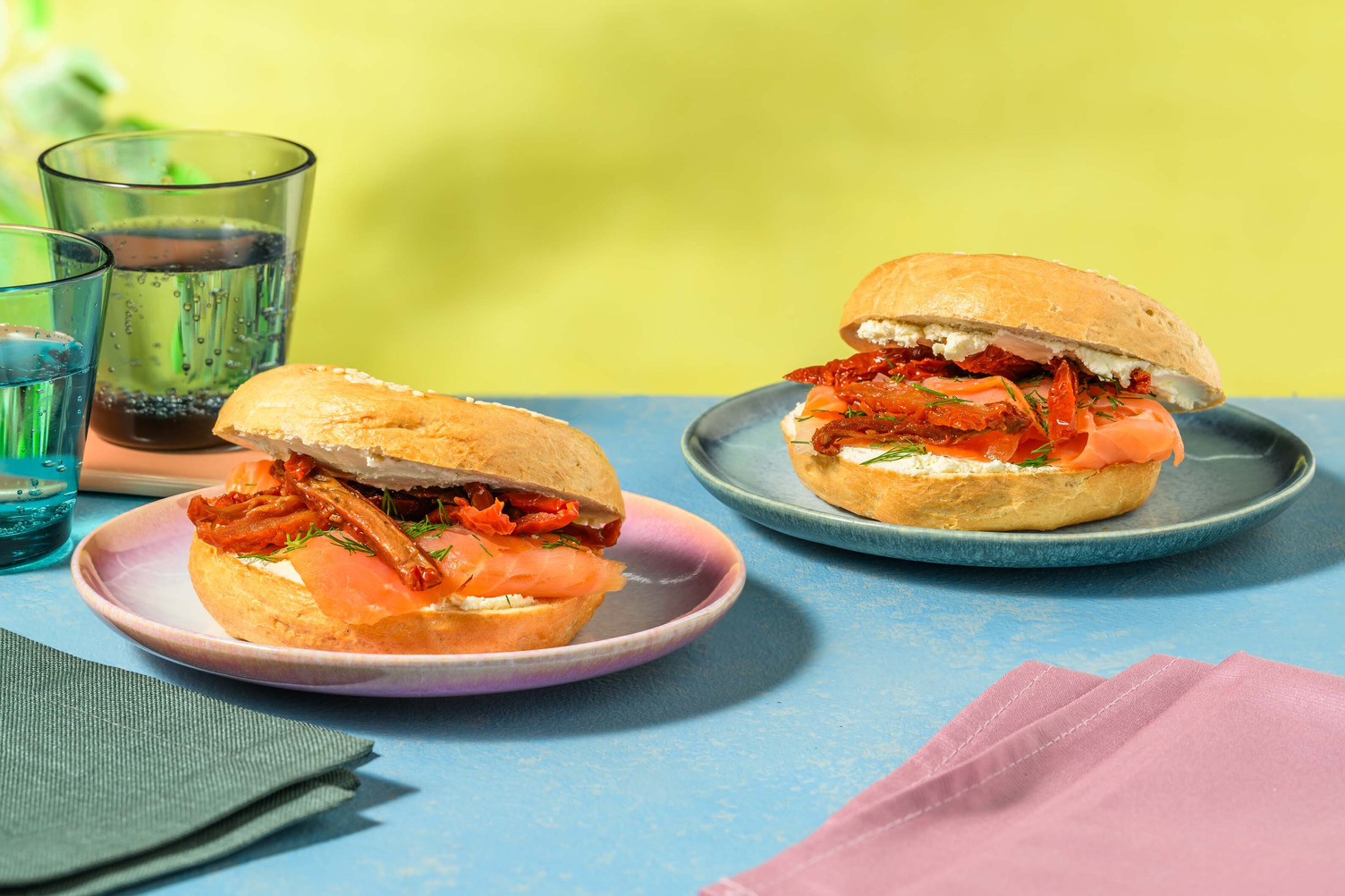 Bagels med kallrökt lax och färskost