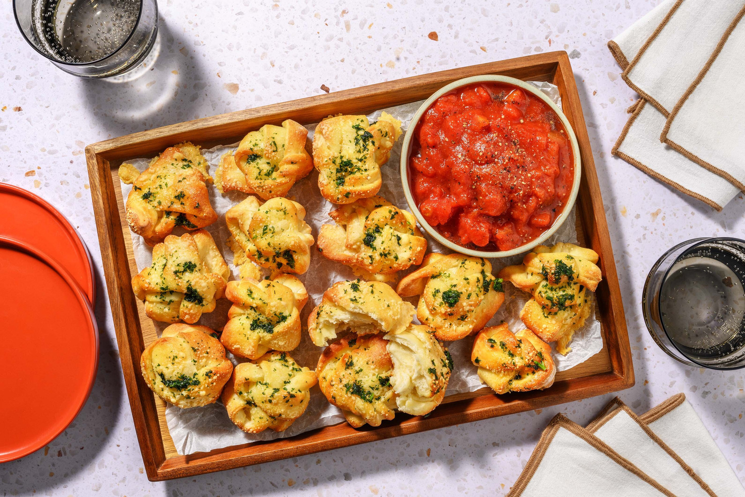 Italienska vitlöksdegknyten