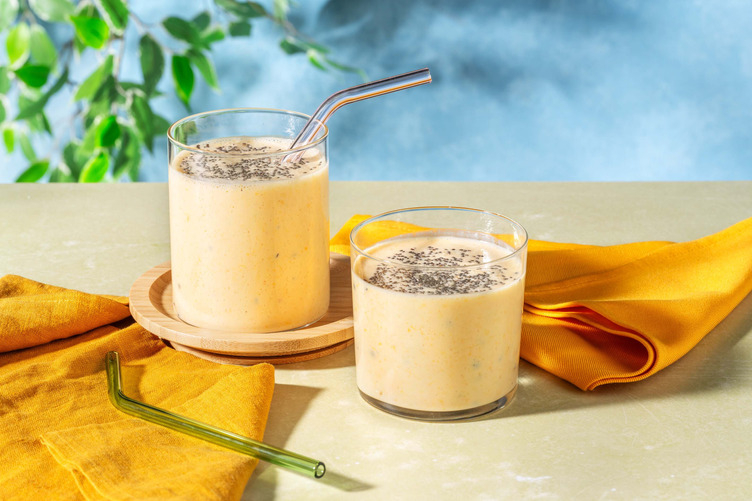 Tropische smoothie met mango en kokos