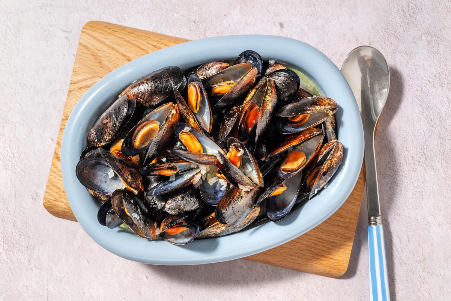 Garlic and White Wine Scottish Mussels | 500g