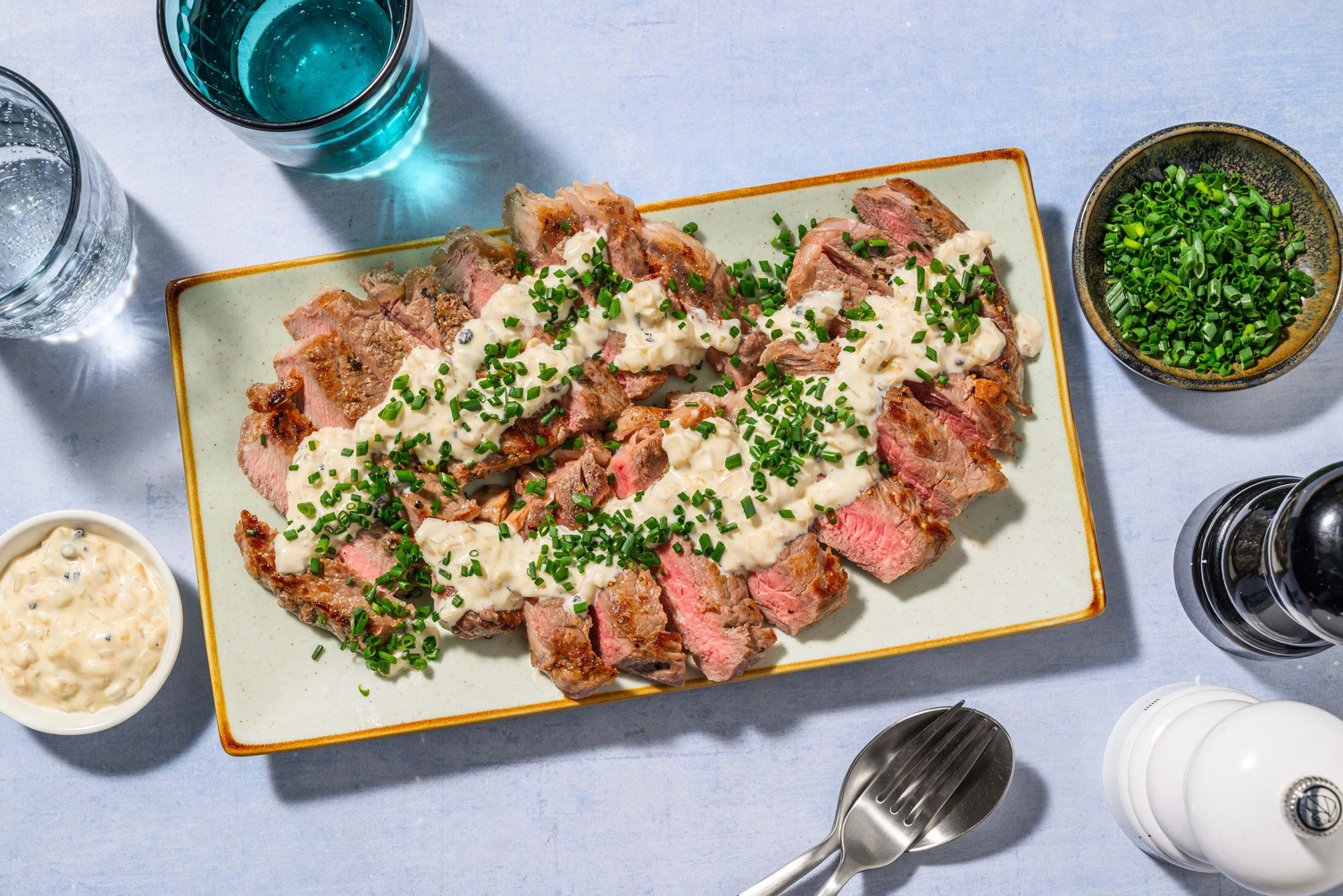 Sliced Rump Steak & Peppercorn Sauce Side Dish