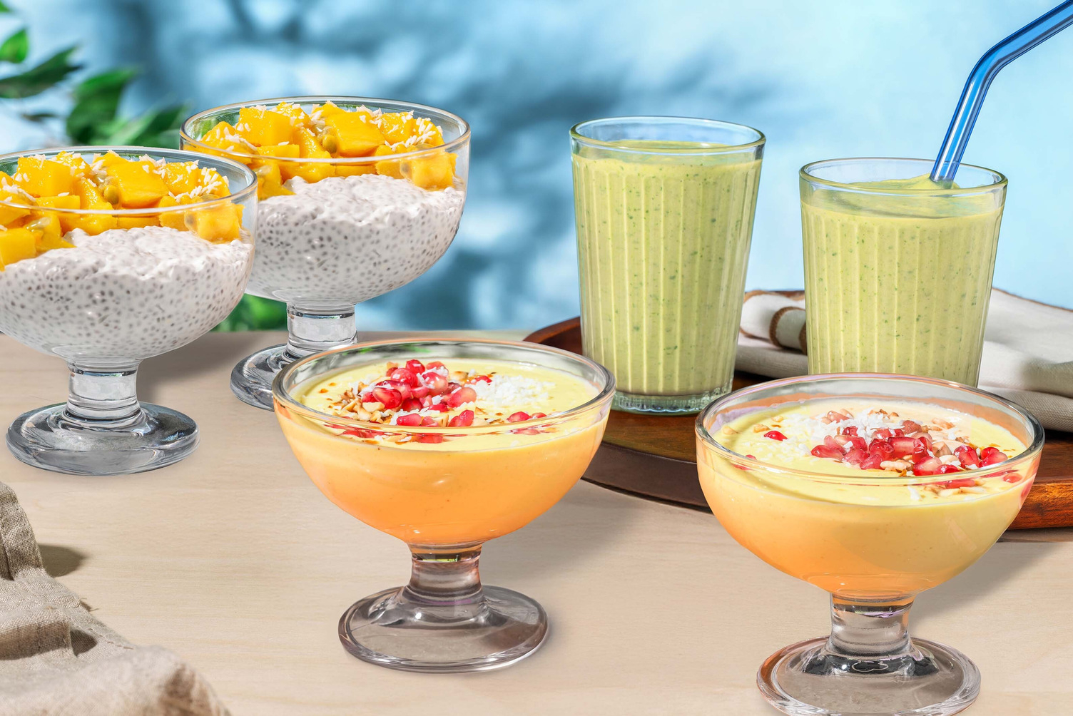 Chiagrød, mangobowl og grøn smoothie