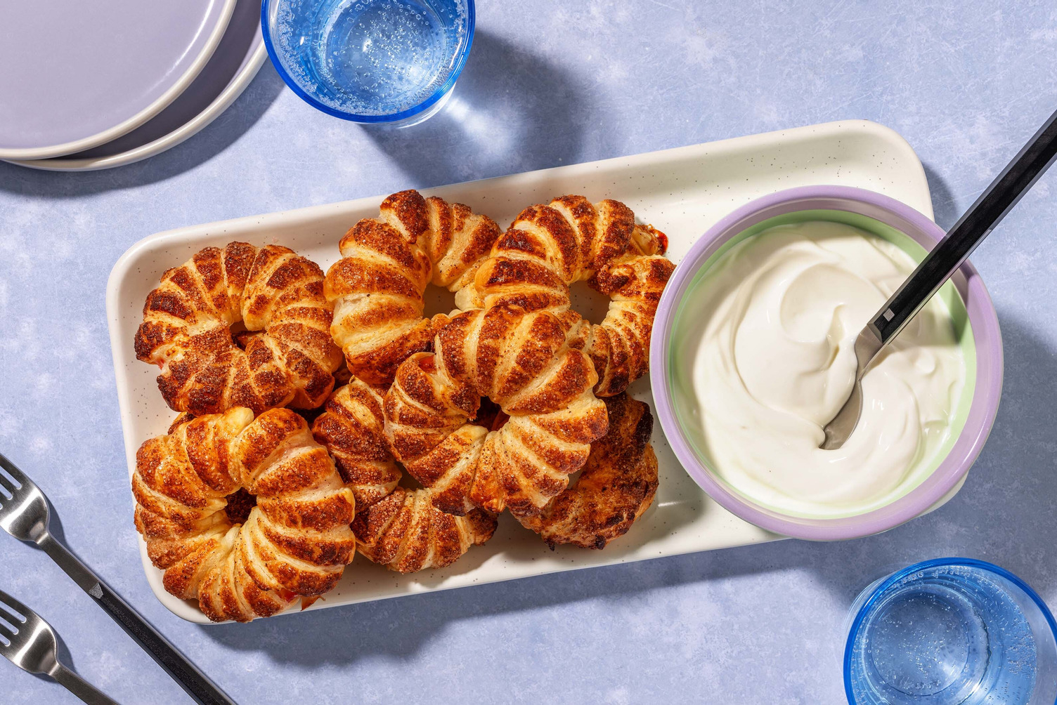 Appeldonuts van bladerdeeg