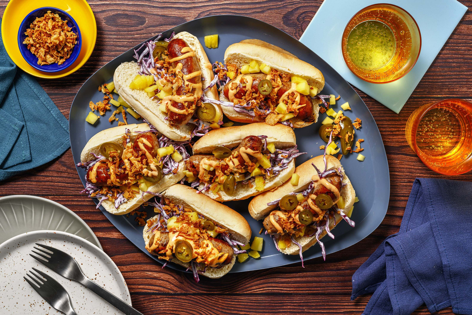 Tropische hotdog met Brandt & Levie worst