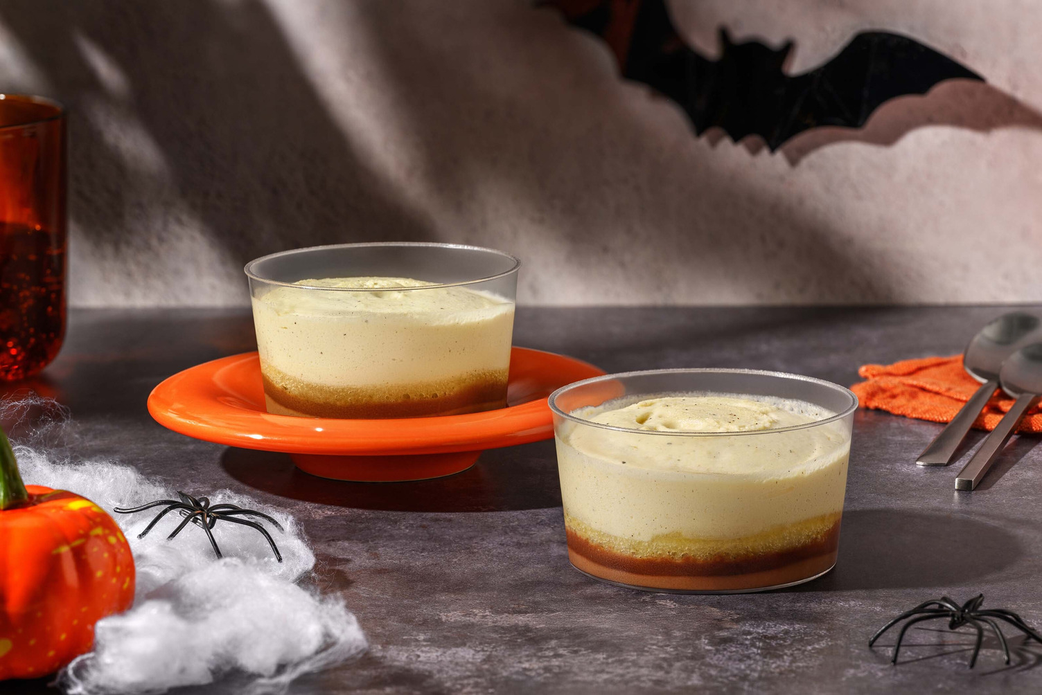 Vanilla Mousse with Pecans and Caramel