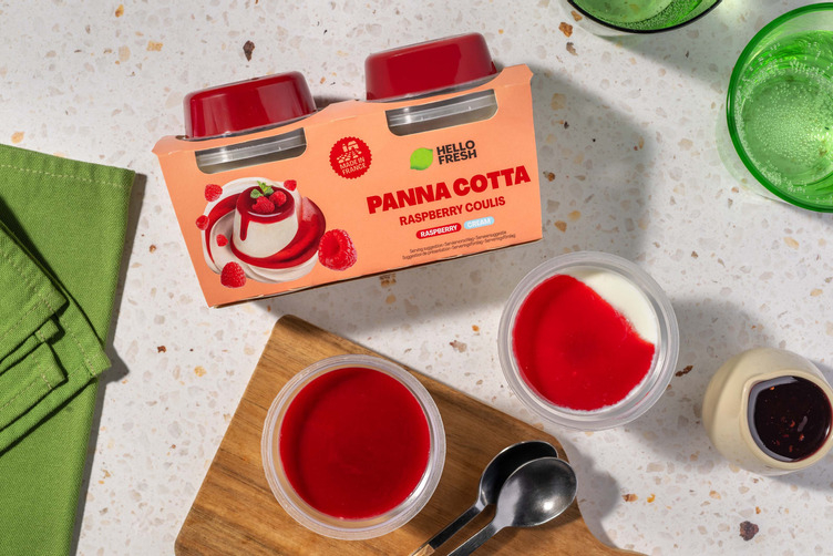 Panna cotta au coulis de framboises