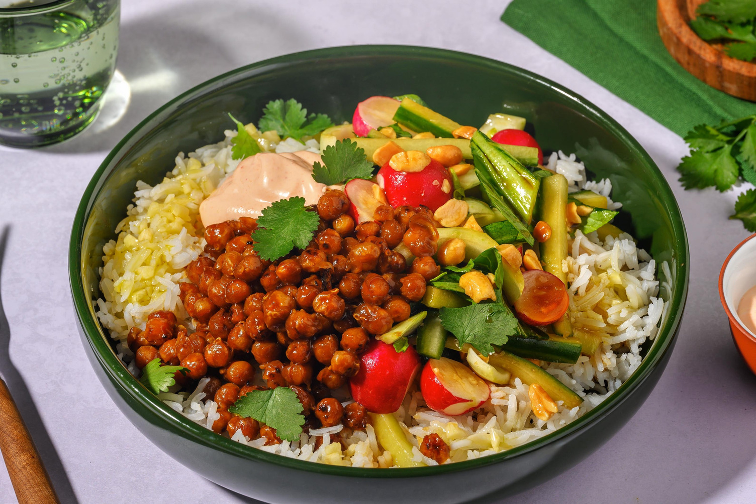 Misoglaserte kikerter og jasminris