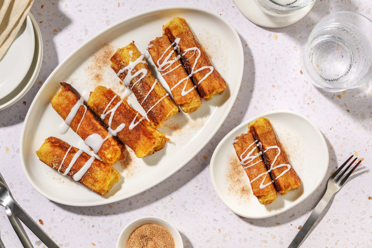 French toast cinnamon roll-ups