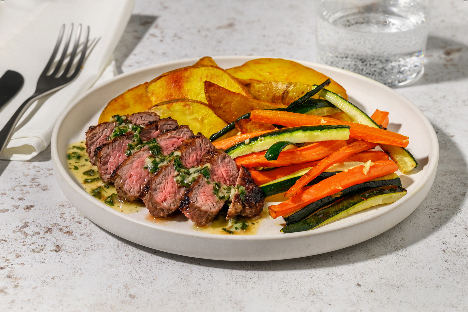 Entrecôte & sauce au beurre à la sauge