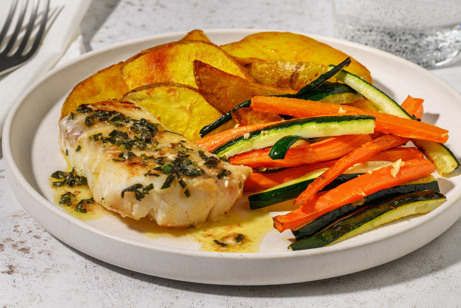 Kabeljauwfilet in saliebotersaus