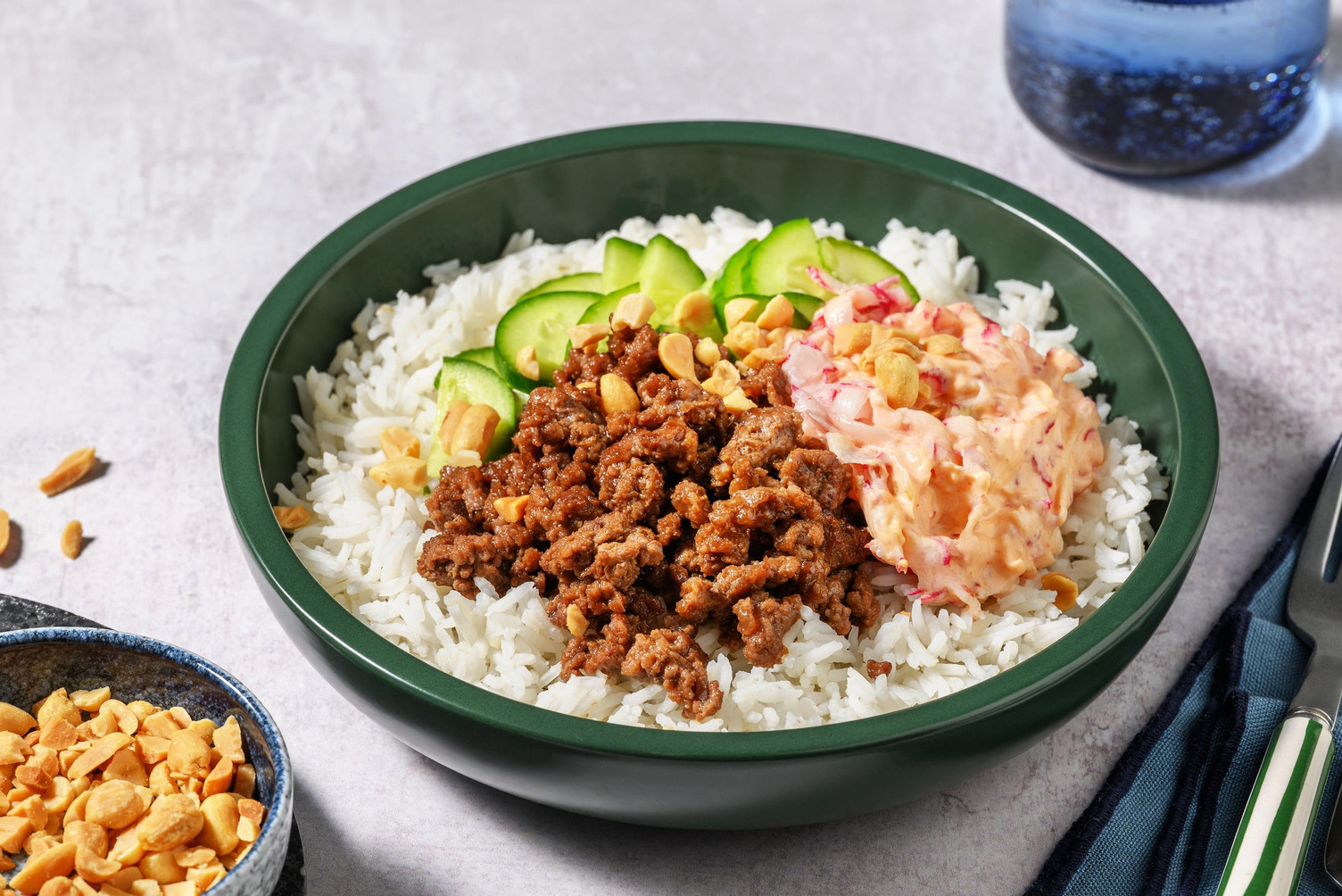 Vietnamesische Hoisin-Bowl mit Rindshackfleisch