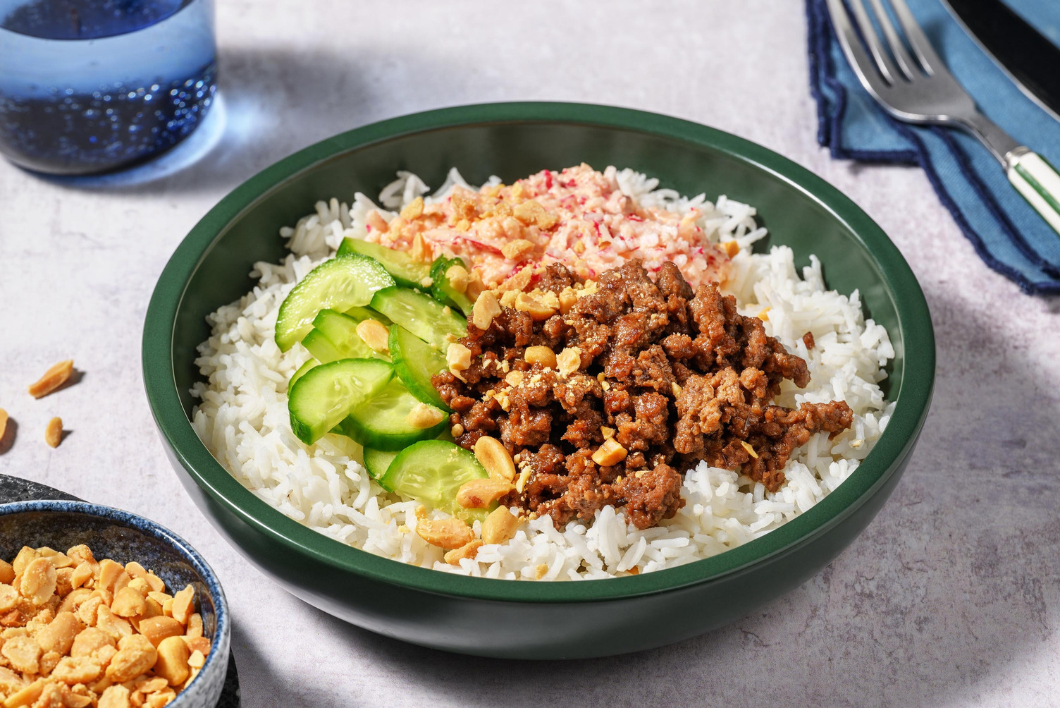 Vietnamesische Hoisin-Bowl mit Rindshackfleisch