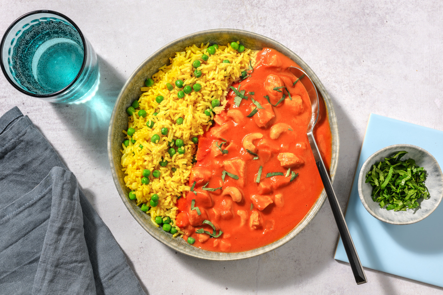 Creamy Cashew Chicken with Prawns