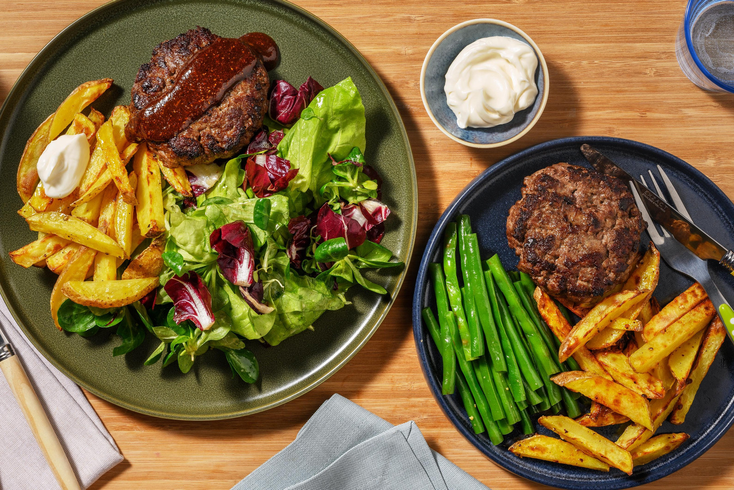 Duitse biefstuk met friet en aioli