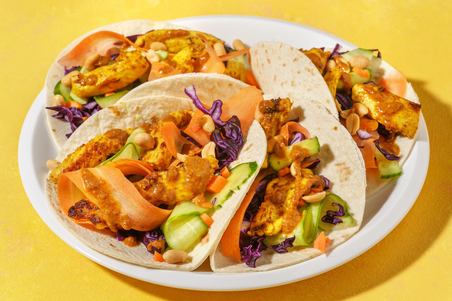 Hurtige satay-kyllingetacos