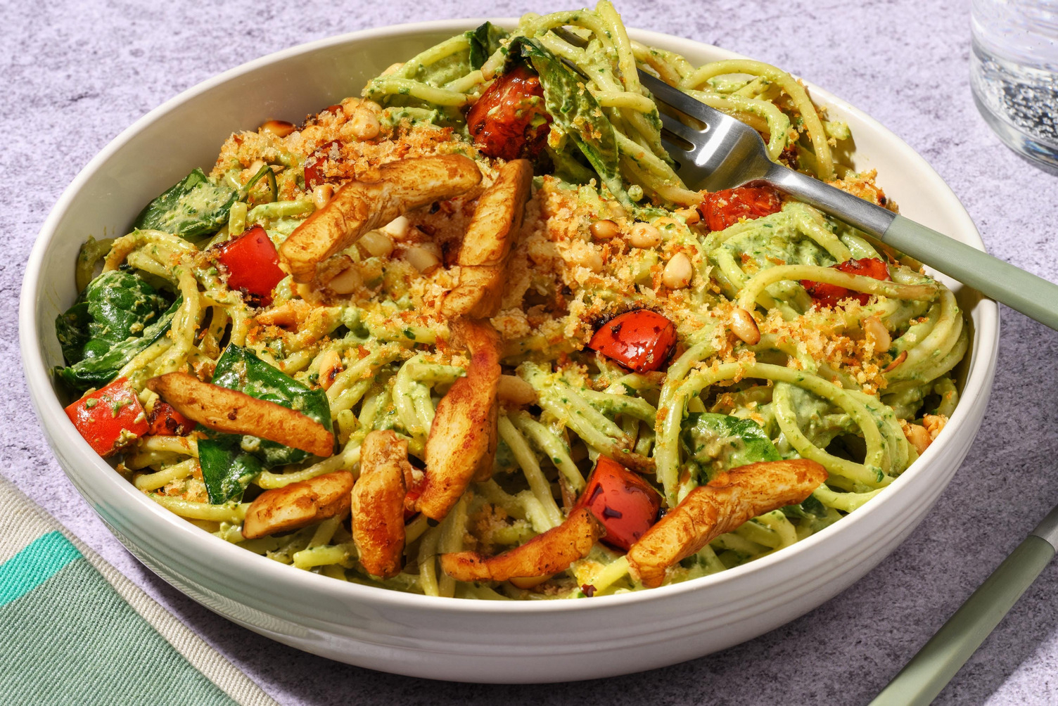 Spaghetti in Pesto & extra Bio-Hähnchenstreifen